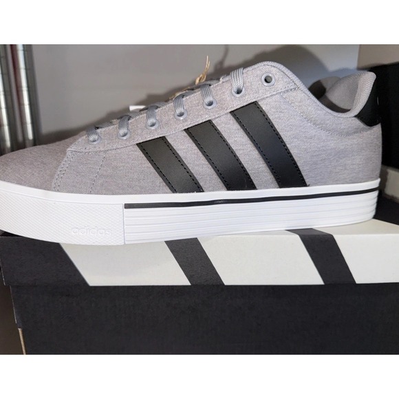 Adidas Shoes Daily 4.0 Grey/Black Sportswear Size 9.5 Men/10.5 Women - Picture 2 of 5